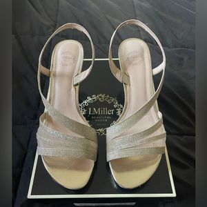 I. Miller Nanette Platino Champagne Heels